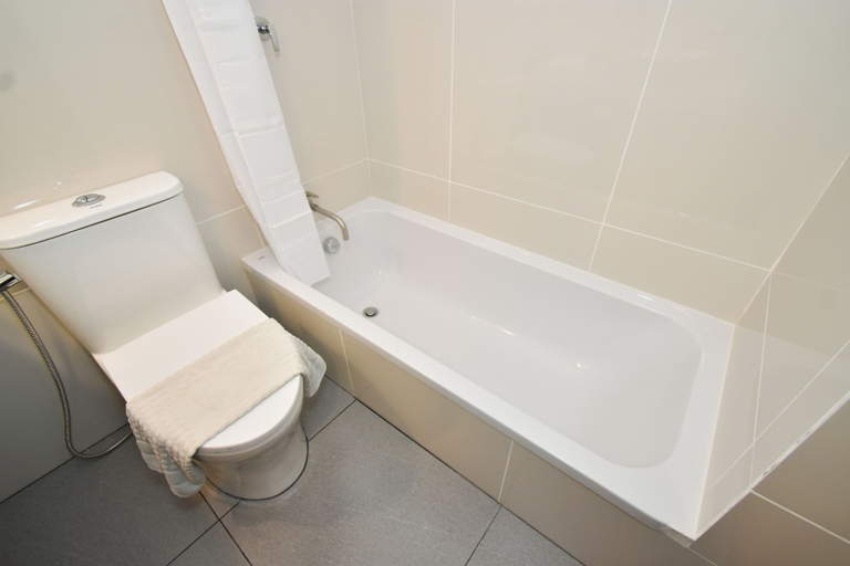 Bathroom 3, BonBob Inn, El Nido