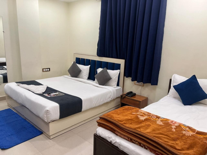 Room 2, Hotel AeroFly Stay by KDSON, Delhi