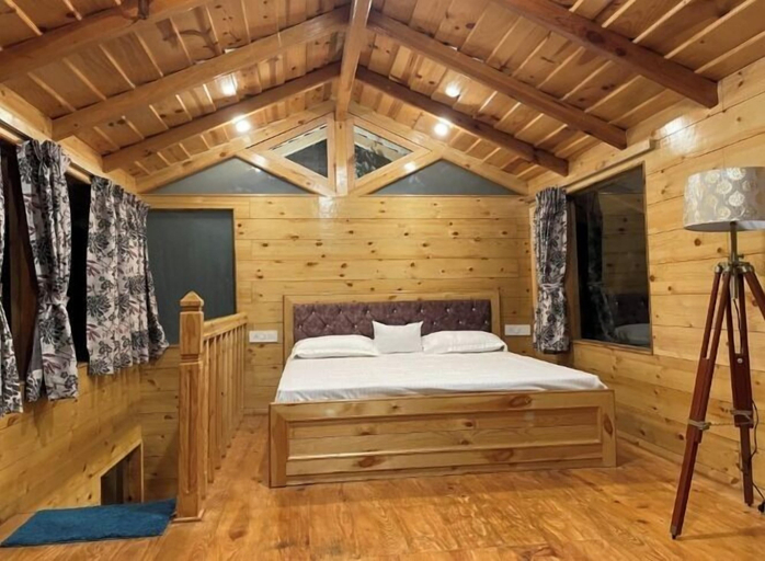 Room 2, Bagar Trails, Nainital