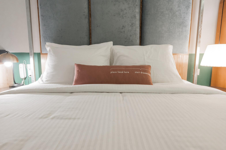 Bedroom 3, Swing & Pillows @ Kentomen Hotel, Bamboo Hills, Kuala Lumpur