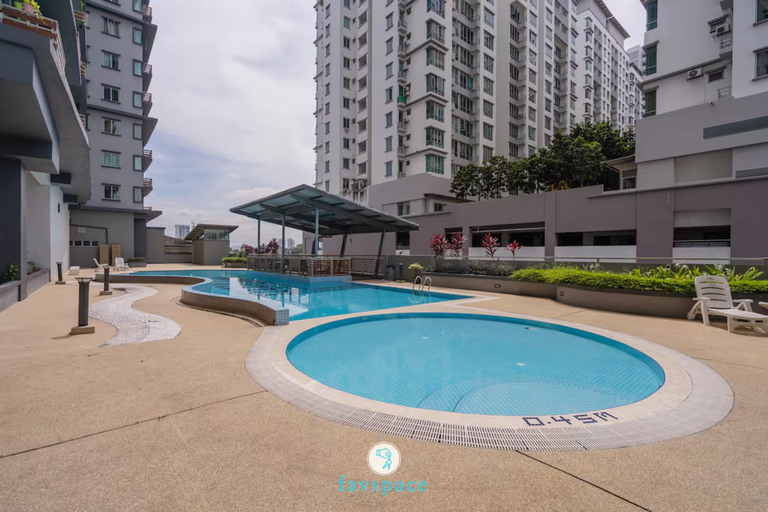 Sport & Beauty, E-Tiara Serviced Apartment by Favspace, Subang Jaya