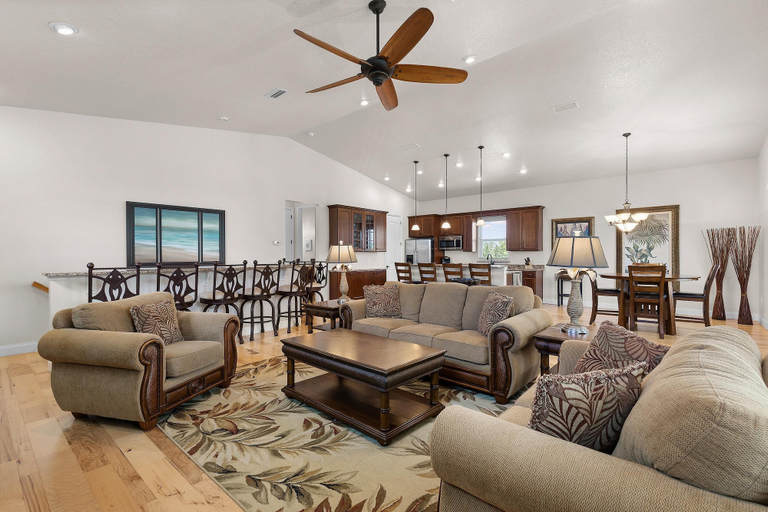Living area 3, Close Enough, Volusia