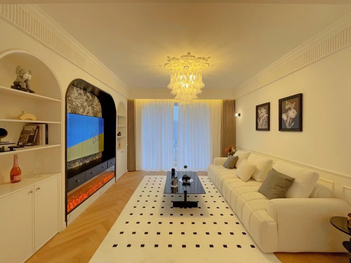 Living area 5, Zhome- Riverside Garden Fine Apt, Shanghai