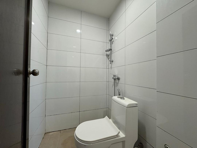 Bathroom 3, Swing & Pillows @ CIQ Johor Bahru, Johor Bahru