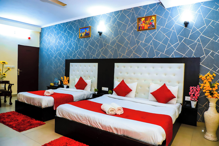 Room 2, Hotel Global Inn by Quality Inn, Delhi