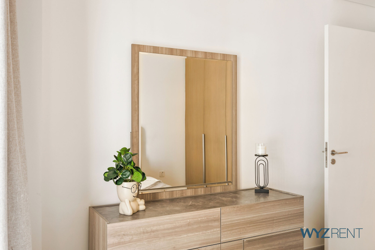 Room 5, WYZ RENT|Beachside 2BR W Pool Gym Lagoon Access, Dubai
