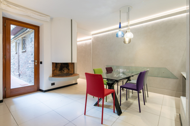 Living area 3, Ponte Rosso Modern by Mmega, Florence