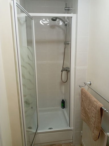 Bathroom 4, 47 Wetherby Way, Warwickshire