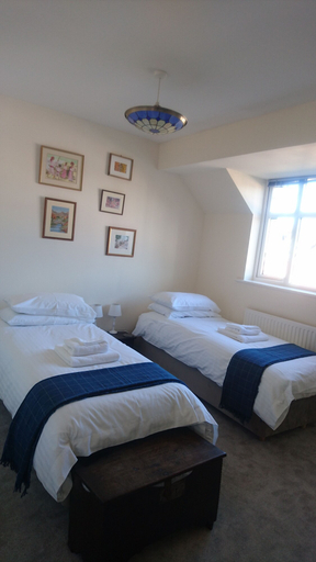 Bedroom 3, 47 Wetherby Way, Warwickshire