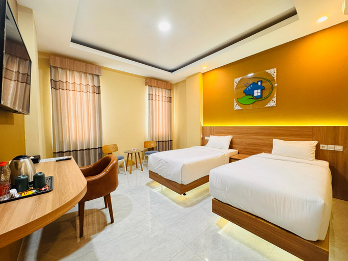 NUSANTARA INN Room Type - Deluxe Room Twin