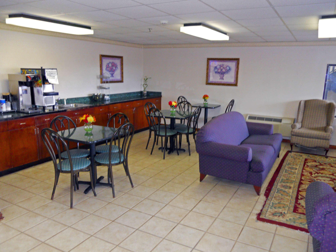 Food & Drinks, Americas Best Inn Decatur, DeKalb