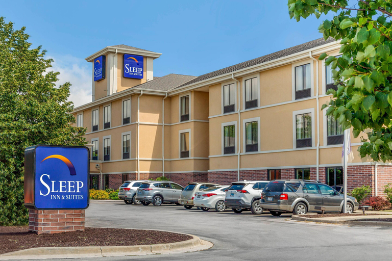 Exterior & Views 2, Sleep Inn & Suites Airport, Milwaukee