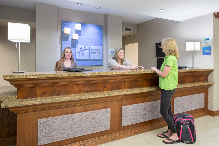 Public Area, Holiday Inn Express & Suites CONCORDIA US 81 by IHG, Cloud