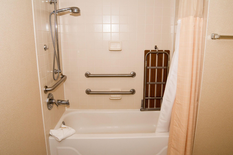 Bedroom 3, Quality Inn & Conference Center, Clark