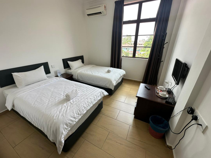 Glistar Hotel Room Type - Deluxe Twin Room
