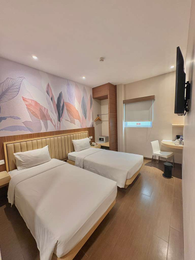 Bedroom 3, Alltrue Lite Hotel Nagoya Hill - Batam, Batam