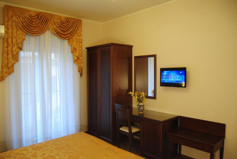Bedroom 2, Soleado (Sicily - CTA), Messina