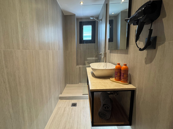 Room 3, Downtown Suites, Central Macedonia