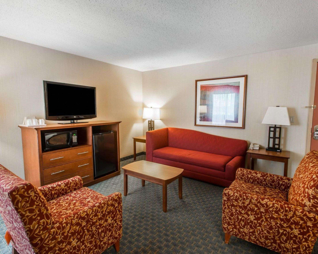 Bedroom 3, Quality Inn and Conference Center Greeley Downtown, Weld