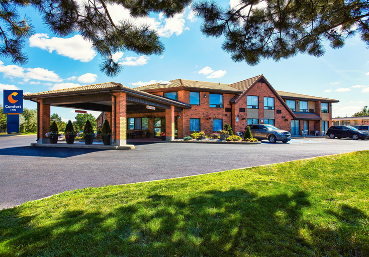 Exterior & Views 2, Comfort Inn Baie-Comeau, Manicouagan