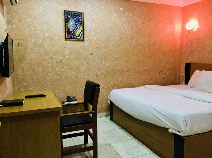 Room 5, Grand Style Guest House, Obafemi-Owode