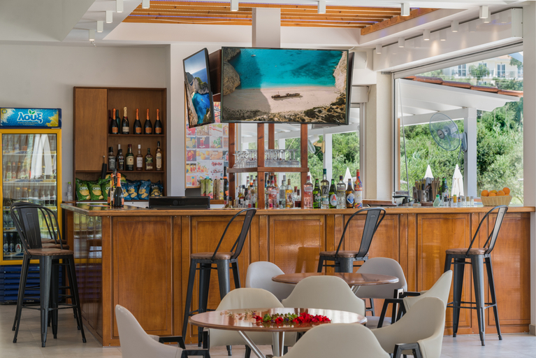 Food & Drinks 3, Manousis Aparthotel, Ionian Islands