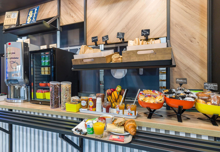 Food & Drinks 5, B&B HOTEL Poitiers Aeroport, Vienne