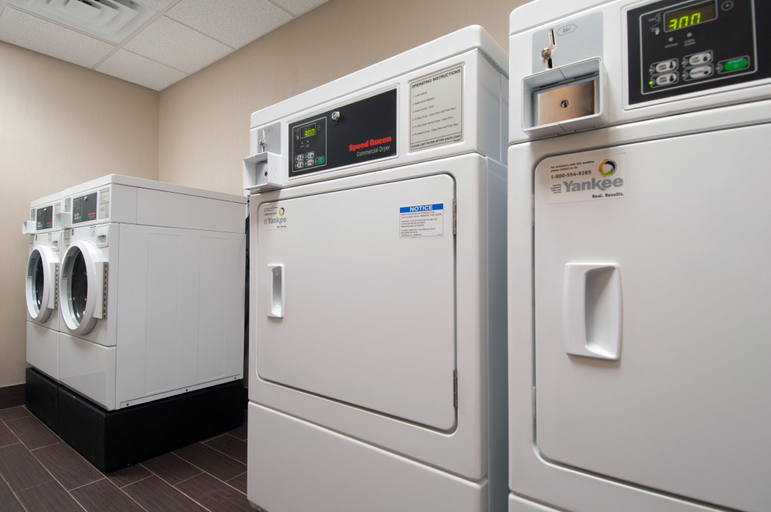 Public Area 4, Holiday Inn Express VERNON - MANCHESTER by IHG, Tolland