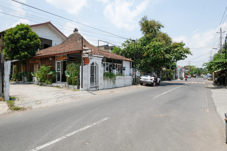 Exterior & Views 2, Urbanview Hotel Tan Jokteng Prawirotaman, Yogyakarta