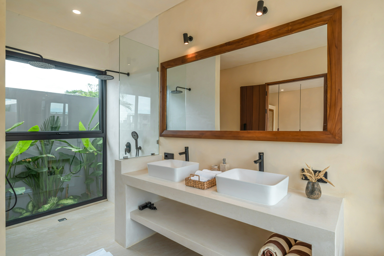Bathroom 5, Ayo La Vida : Chic Escape 500m from Seseh Beach!, Badung