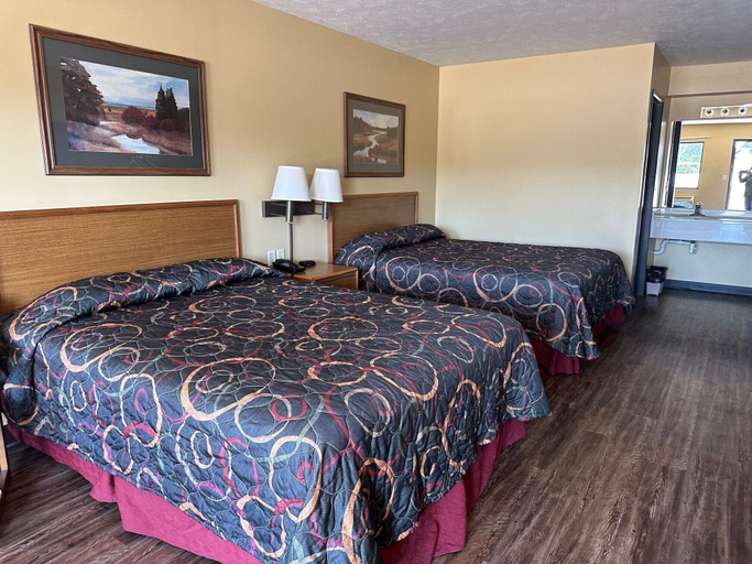 Room 3, Elgin Sleepin Inn, Antelope