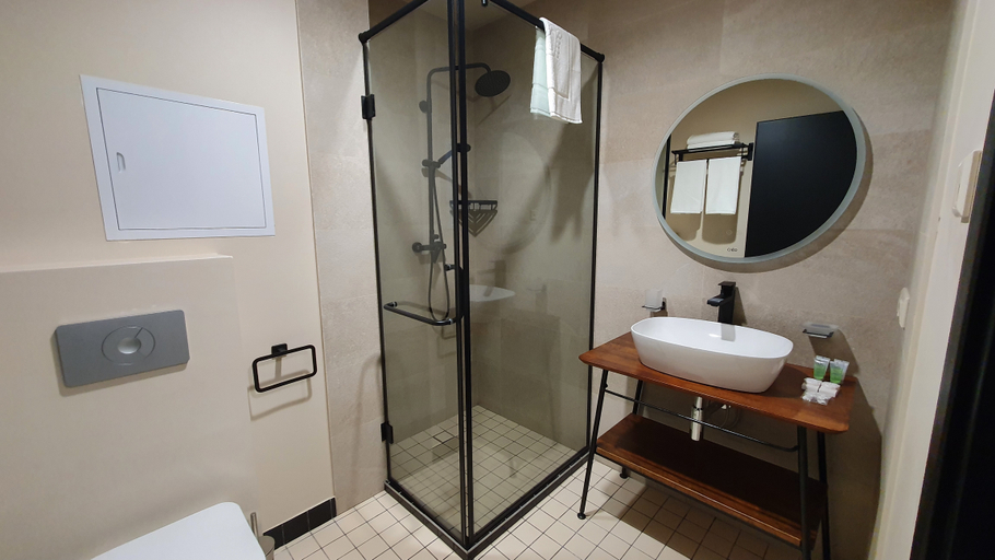 Bathroom 3, Carousel Hotel, Tbilisi