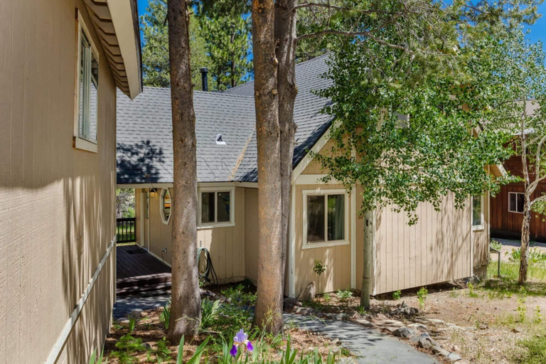 Exterior 2, Alder Creek Paradise - Tree-lined Cabin Stay for 7, Nevada