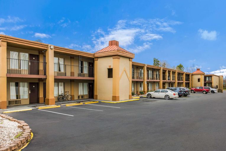 Exterior & Views 1, Econo Lodge Salisbury, Rowan
