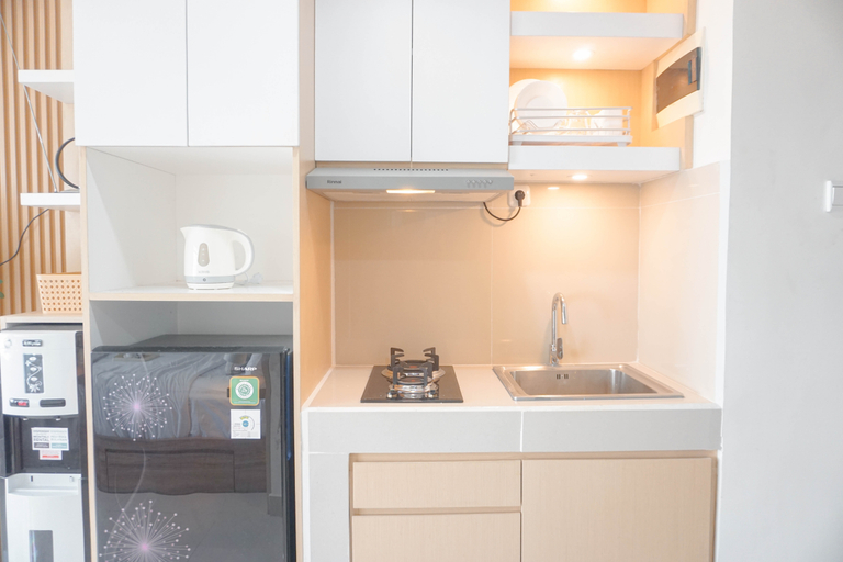 Others 2, Modern and Tidy Studio at Pollux Chadstone Apartment By Travelio, Cikarang