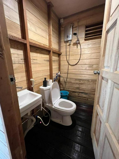 Bathroom 2, Sisipan Island Resort, Semporna