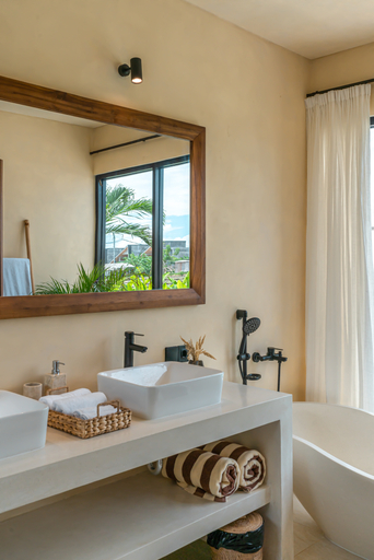 Bathroom 4, Ayo La Vida : Chic Escape 500m from Seseh Beach!, Badung