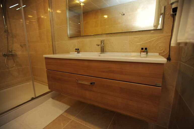 Bathroom 5, Vurna Butik Hotel, Akçaabat