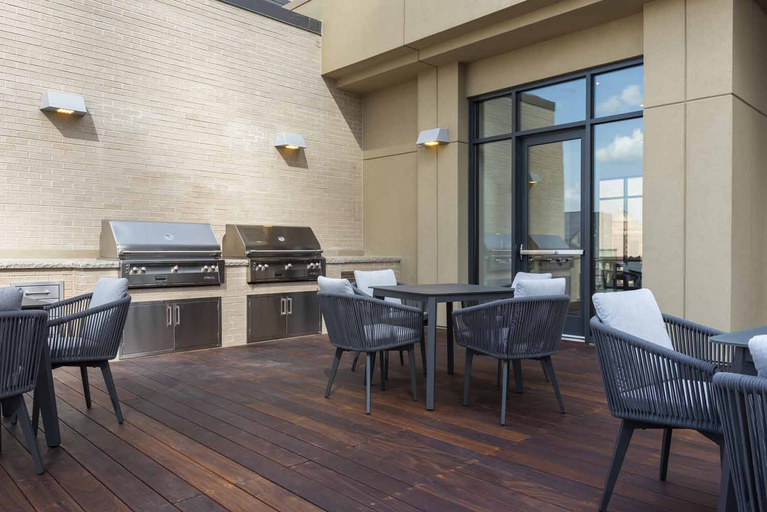 Others 4, Oasis Private Collection, Houston
