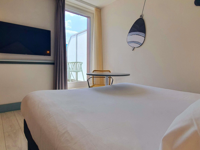 Bedroom 3, Ibis Styles Arcachon Gujan Mestras, Gironde