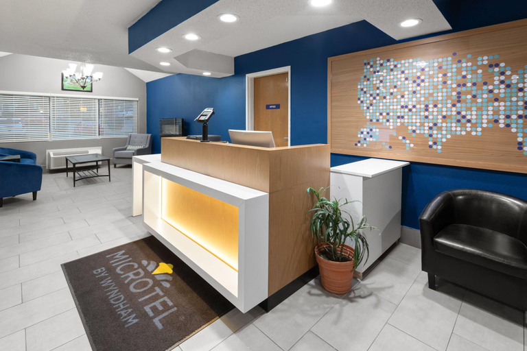 Public Area 3, Microtel Inn & Suites by Wyndham Sioux Falls, Minnehaha