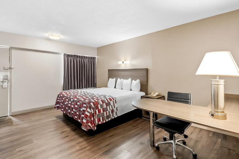 Bedroom 3, Red Roof Inn Washington, DC, Washington D.C.