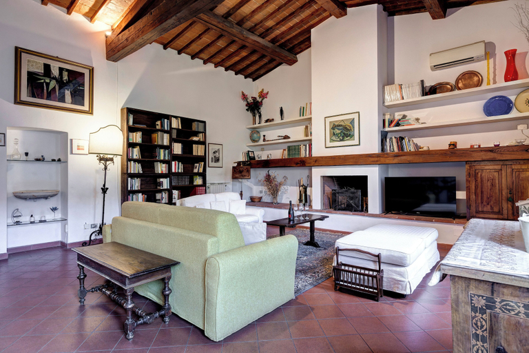 Living area 5, Farinata Apartment by Mamo Florence, Florence