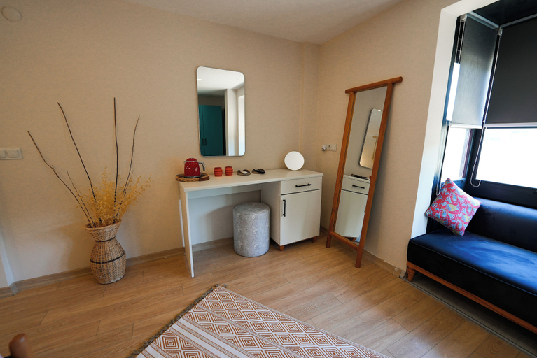 Room 2, Maison Çeşme, Çeşme