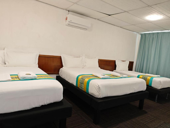 Hotel Ma'Wa Kota Bharu Room Type - Superior Family Room Hotel Ma'Wa Kota Bharu Room Type - Superior Family Room