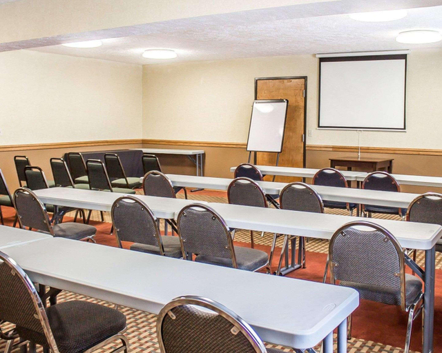 Others 5, Quality Inn Elyria, Lorain