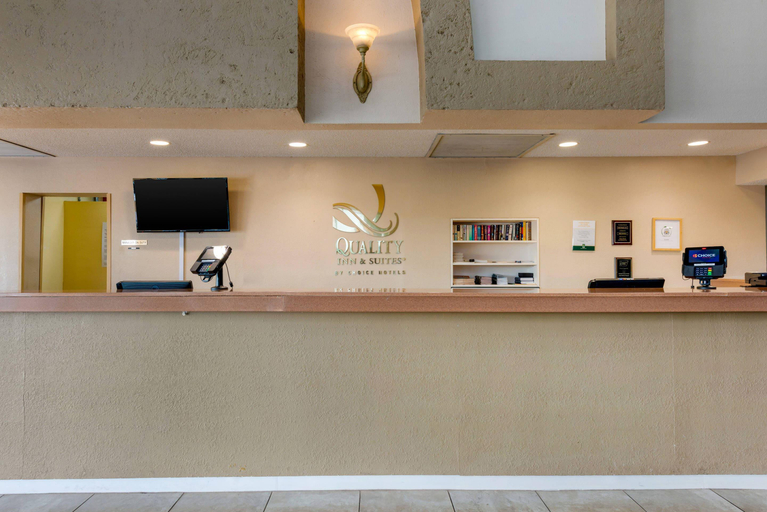 Public Area 2, Quality Inn & Suites Conference Center, Pasco