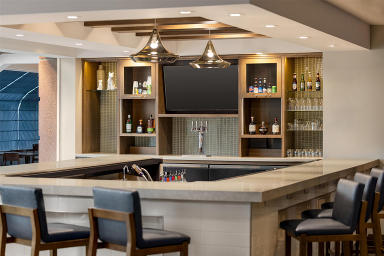 Food & Drinks 5, Hyatt Place Keystone, Summit