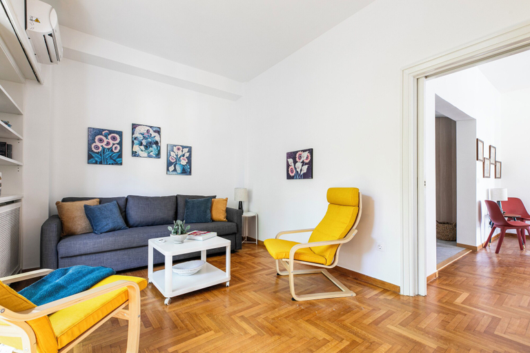 Living room 5, Artsi - 3BR Apt w Balcony in Athens, Attica