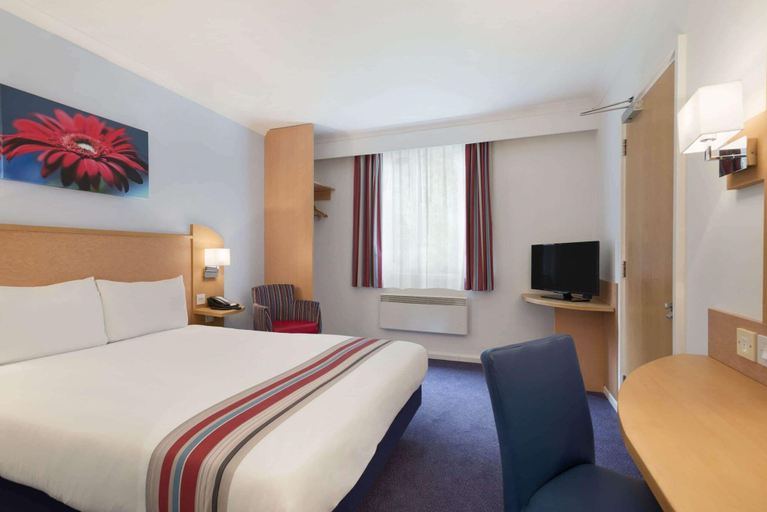 Bedroom 3, Ramada By Wyndham Wakefield, Wakefield